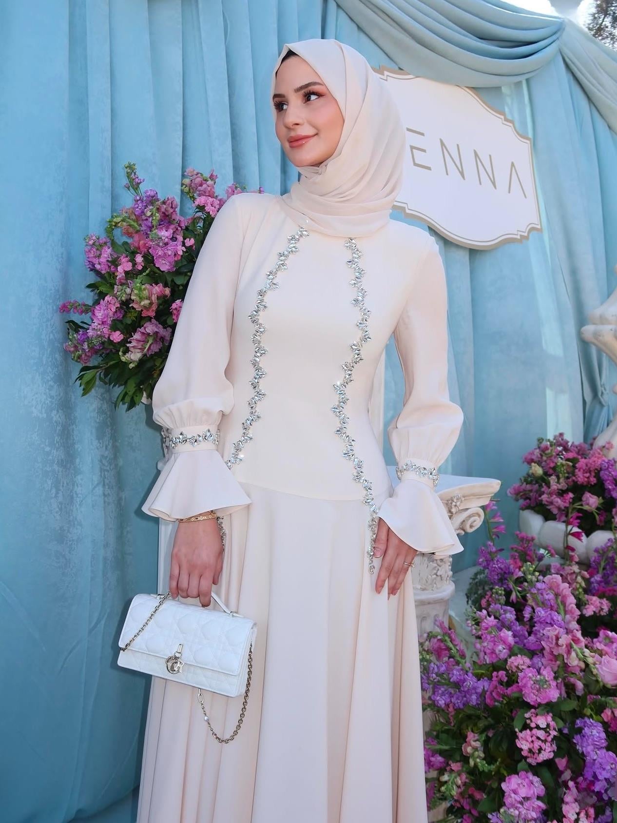 30019 LUXA ELBISE Vanilya