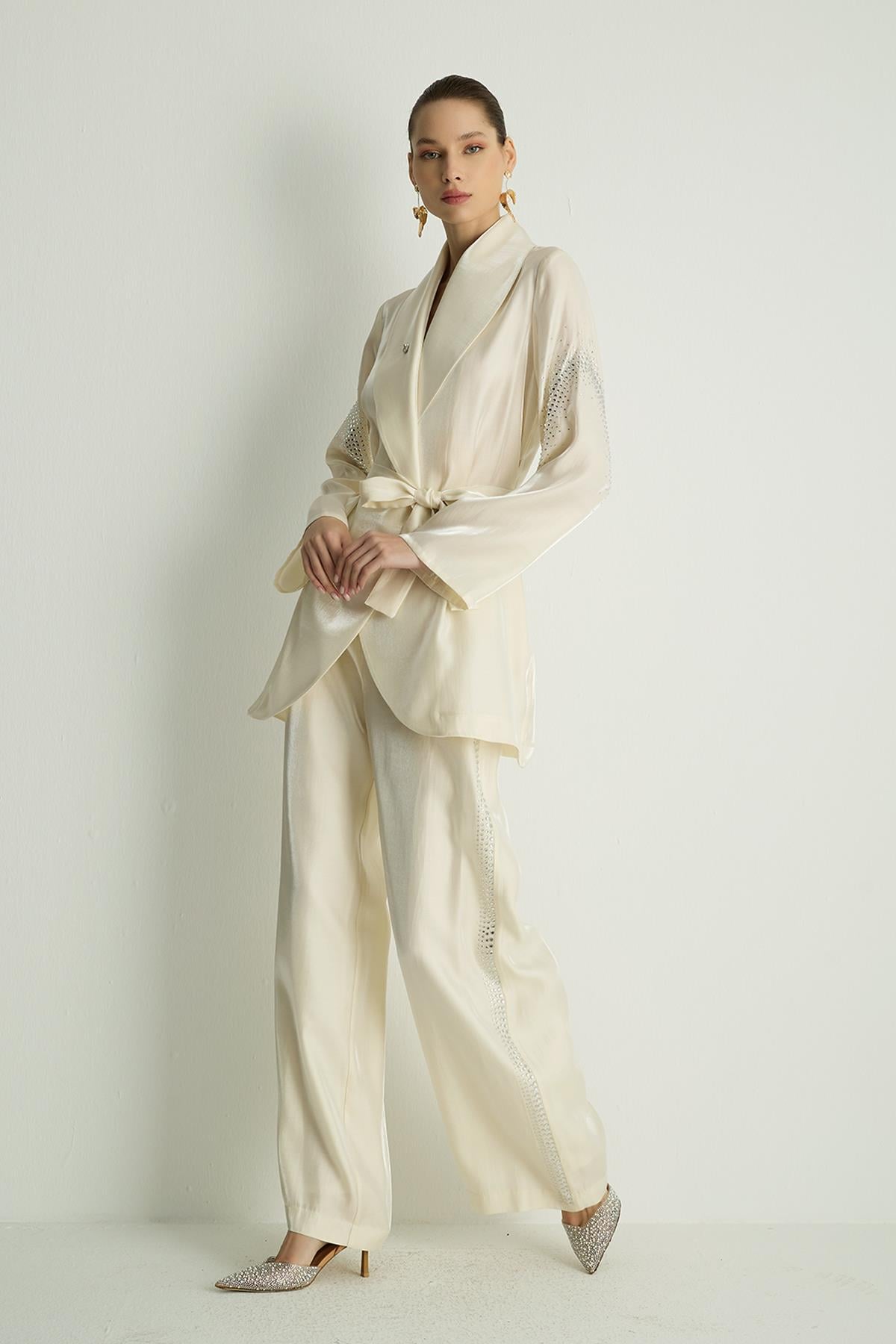 40021 SHINE KIMONO Ekru