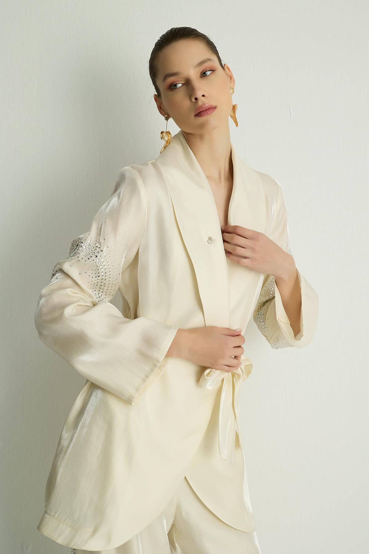 40021 SHINE KIMONO Ekru