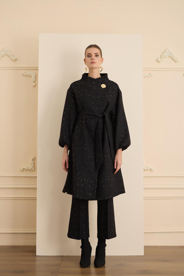 AURORA CAPE أسود