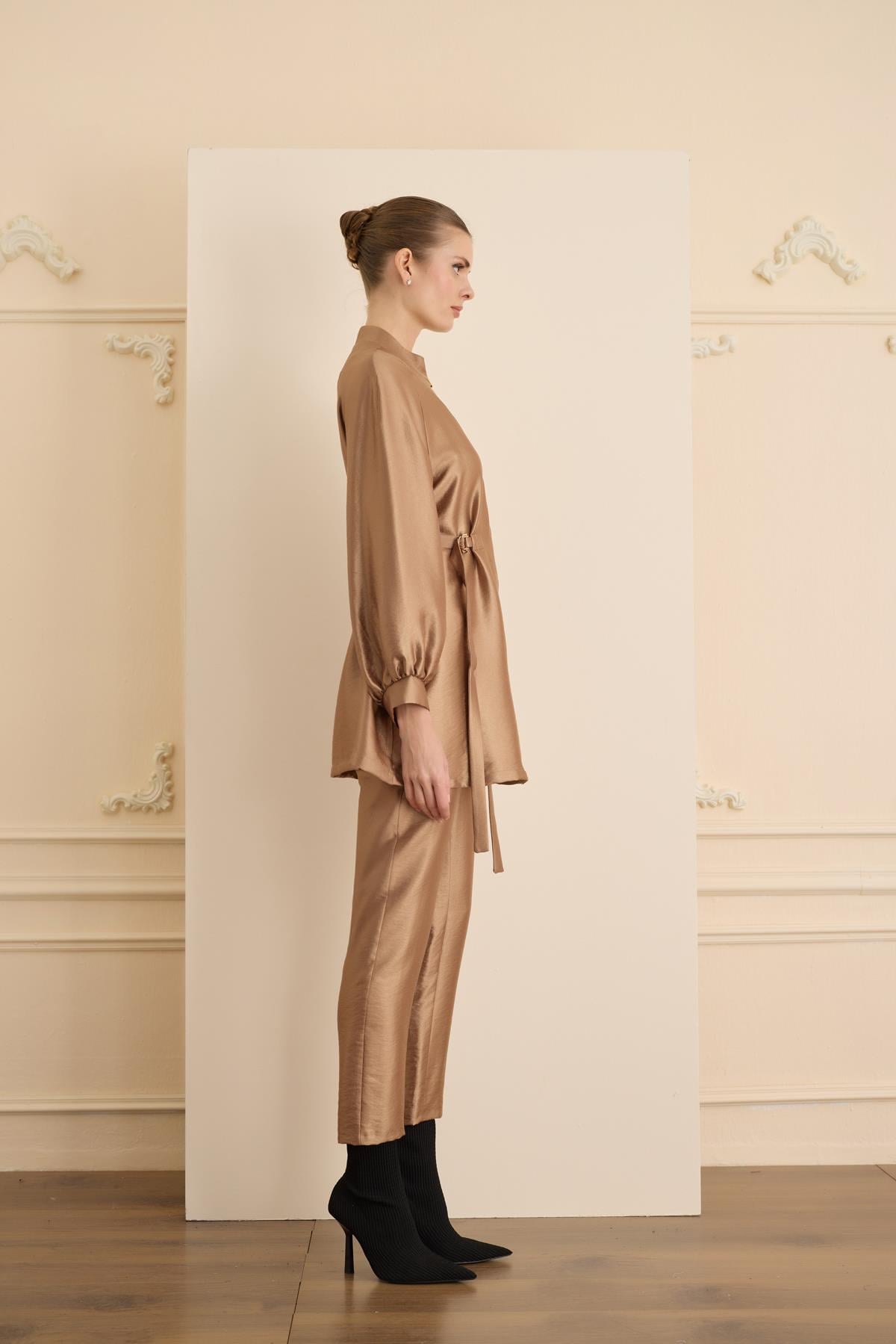BRENNA  SET Camel