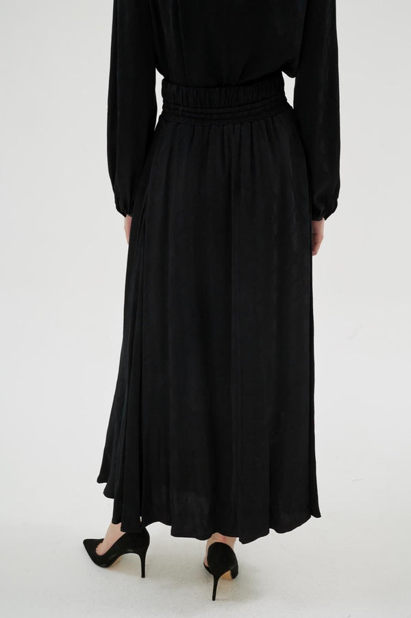 MIYUKI SKIRT Black