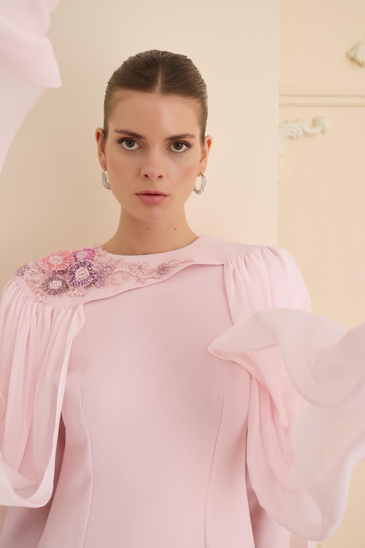 RENETA DRESS Pudra