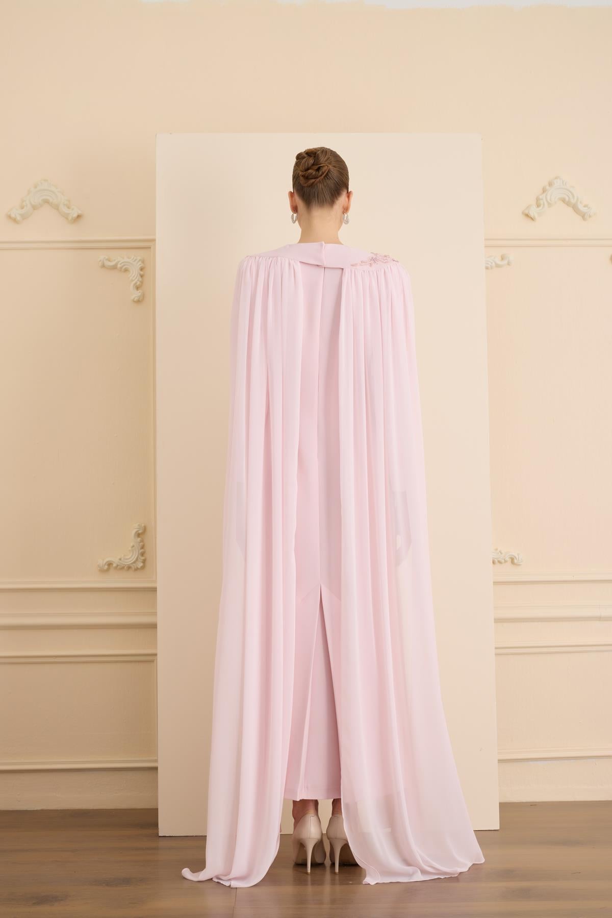 RENETA DRESS Pudra