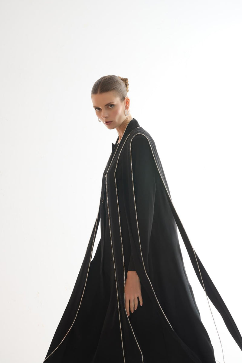 TEASE CAPE Siyah